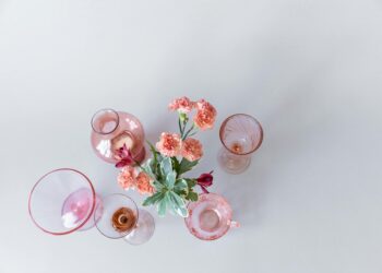 blush tall signature tee men