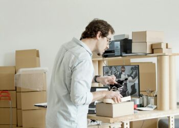 ecommerce entrepreneur Max Catteau