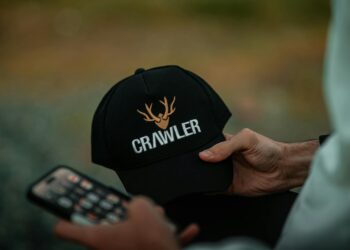Essentials Cap Black on person