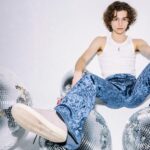 men flared jeans style