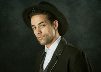 Zac Mcfarlane artist