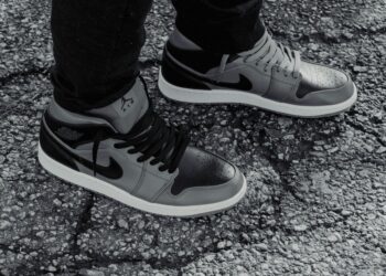 Air Jordan 1 vs Jordan 2 comparison