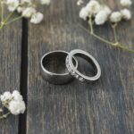 band gold wedding