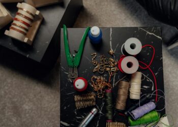 beginner jewelry making tools