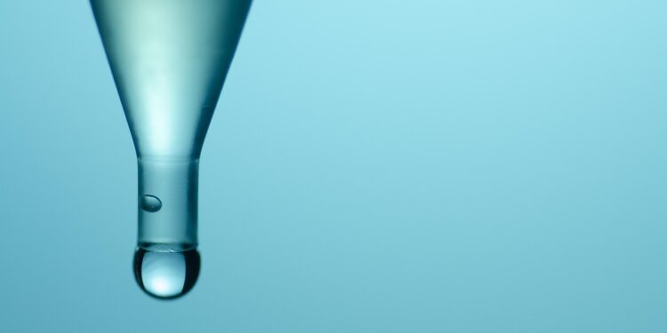 Best Anti-Aging Serums for Your 40s: Expert Picks