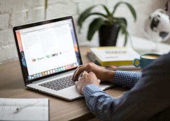 blogger building email list