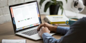 blogger building email list