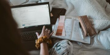 blogger building email list