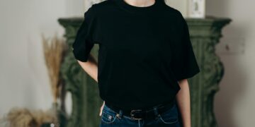 Capitalism T Shirt Black street style