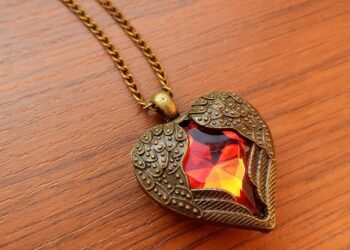 chrome hearts necklace close up