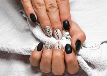 chrome nails close up