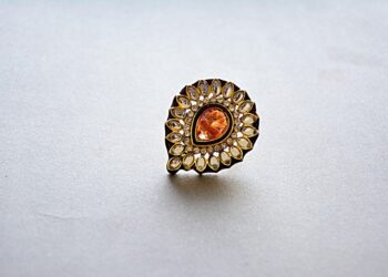 how to clean jewelry