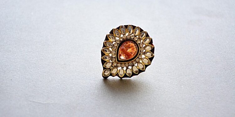 how to clean jewelry
