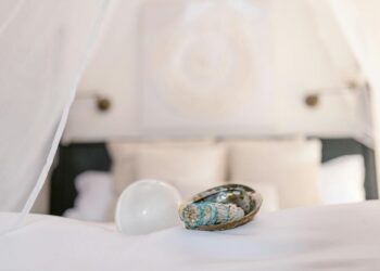 crystal cleansing charging methods