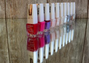 festive nail art designs