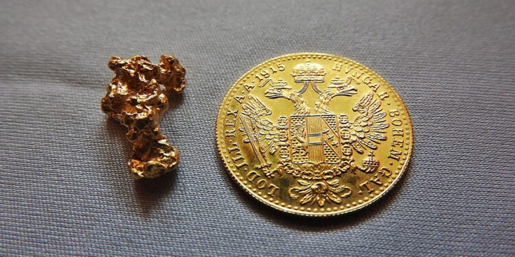 Gold vs. Silver Necklaces: Which Metal Reigns Supreme?