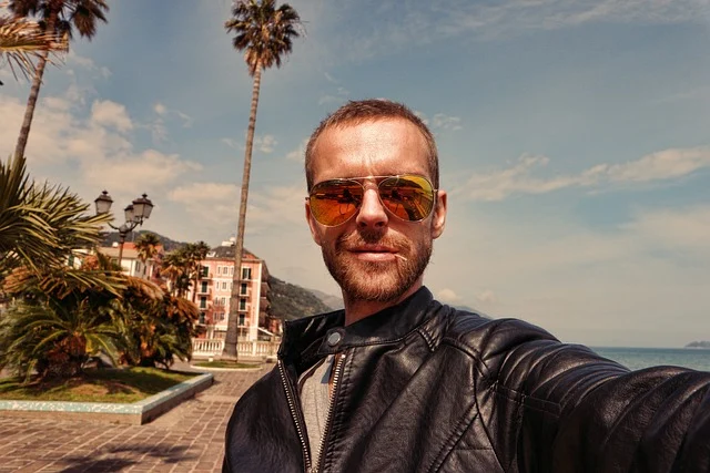 How should a leather jacket fit your body?
