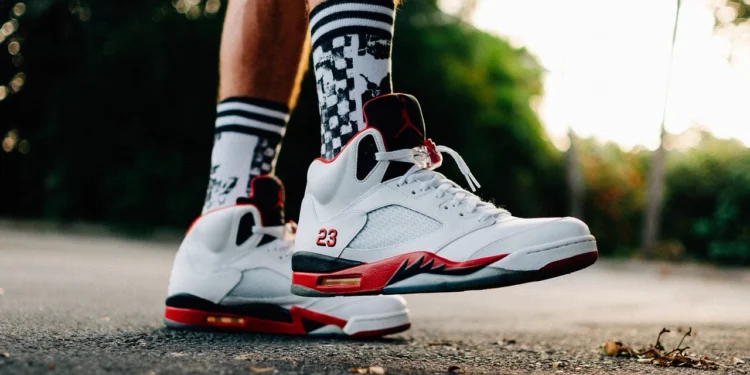 Jordan 6 Retro Sizing: Your Fit & Comfort Guide