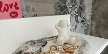 modern jewelry organizer