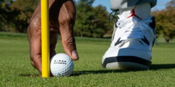 nike vs adidas golf shoes comparison