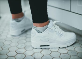 Nike Air Diamond Turf shoe