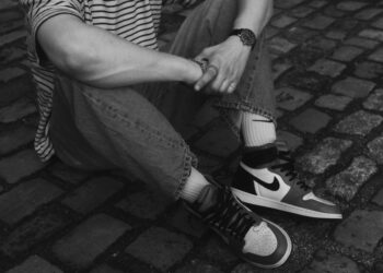 nike sneaker authentication details