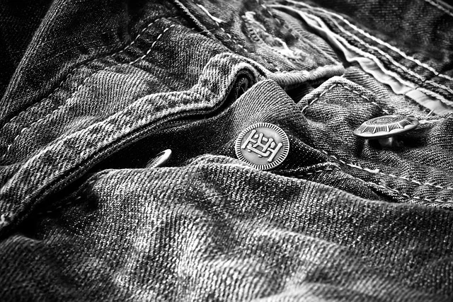 Raw black vs. washed black denim: What is the difference?