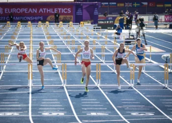 Running Singlet vs Tank Top: Which is Right for Your Workout?