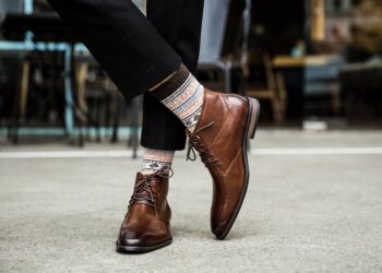 how to style chelsea boots