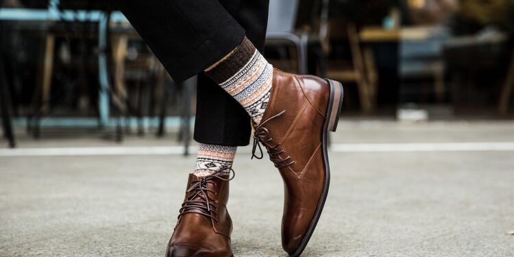 how to style chelsea boots