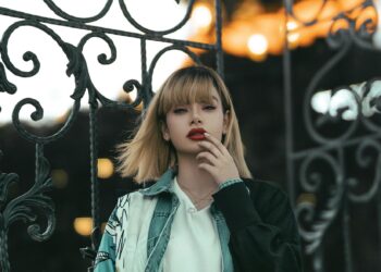 styling bangs hair products