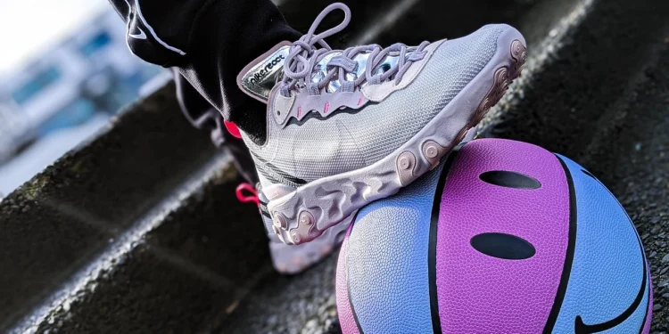 Tinker Hatfield’s Most Iconic Sneaker Designs: A Look