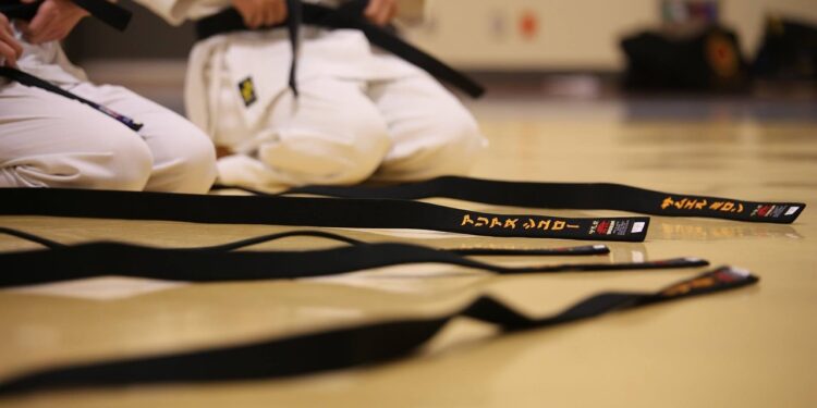 ysl belt close up