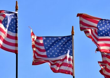 american flag manufacturing
