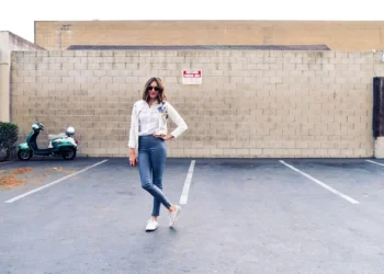 Best Sneakers: Trends, Must-Haves & Style Tips