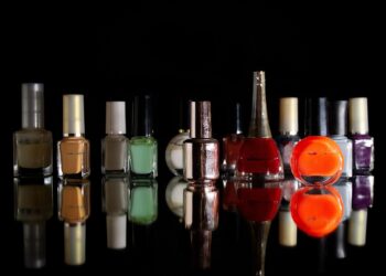 black nail designs 2026