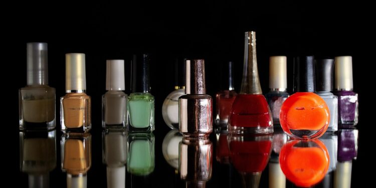 black nail designs 2026