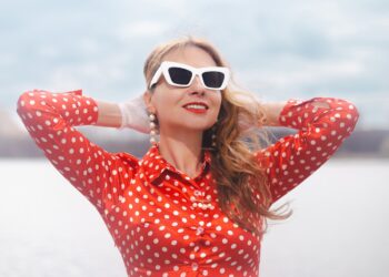 Cocktail Attire for Women: Navigating the Dress Code