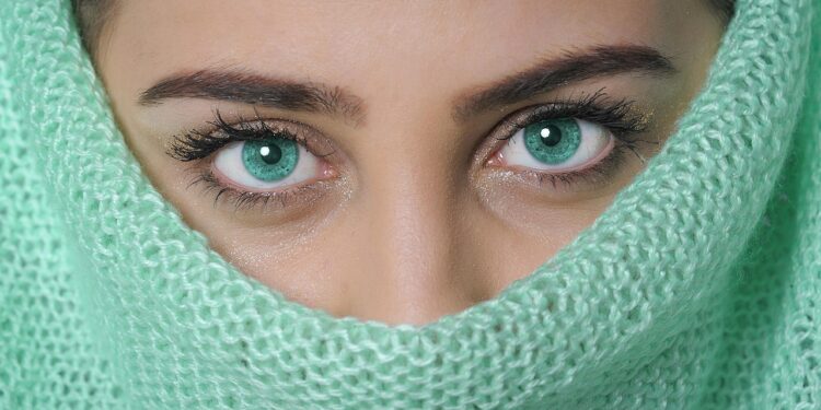 doe eyes makeup tutorial