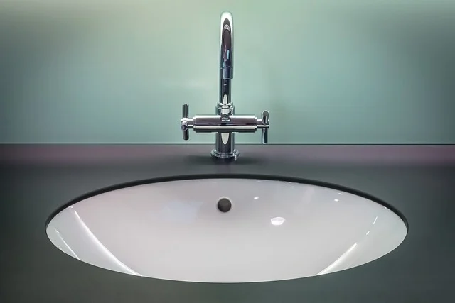 Enhancing the dark patina: mineral oil vs soapstone wax