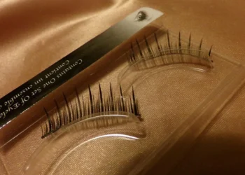 Eyelash Extensions Cost and Maintenance: Your Ultimate Guide