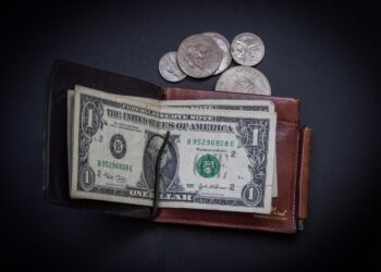 fashion startup funding no money