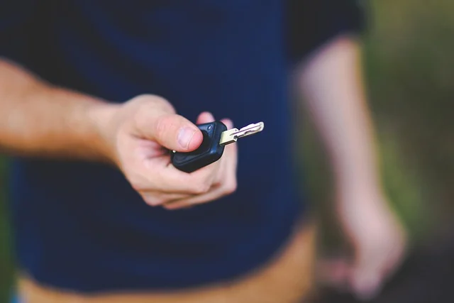 How to attach, organize, and style your keychain