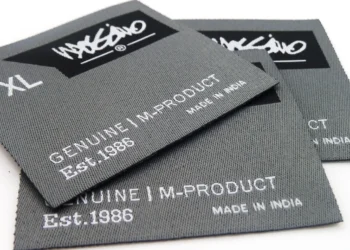 How to Copyright a Clothing Brand Name