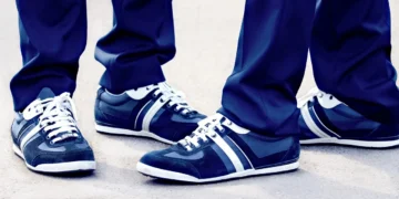 How to Wear Common Projects Achilles Low: Master Minimalist