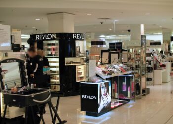 mango store interior