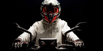 mens vale hoodie