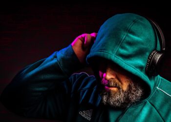 pink hoodie fashion