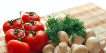 ripe beefsteak tomato plant
