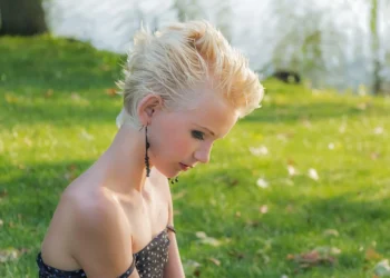 The Ultimate Pixie Cut Guide: Styles, Tips & Trends